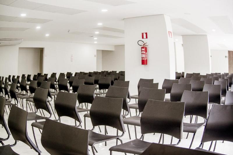 Bristol Easy Uba Hotel ภายนอก รูปภาพ