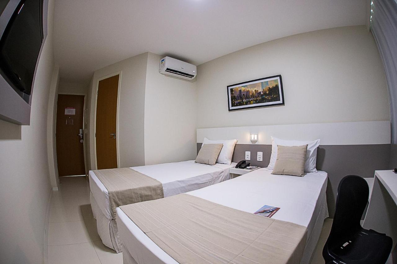 Bristol Easy Uba Hotel ภายนอก รูปภาพ