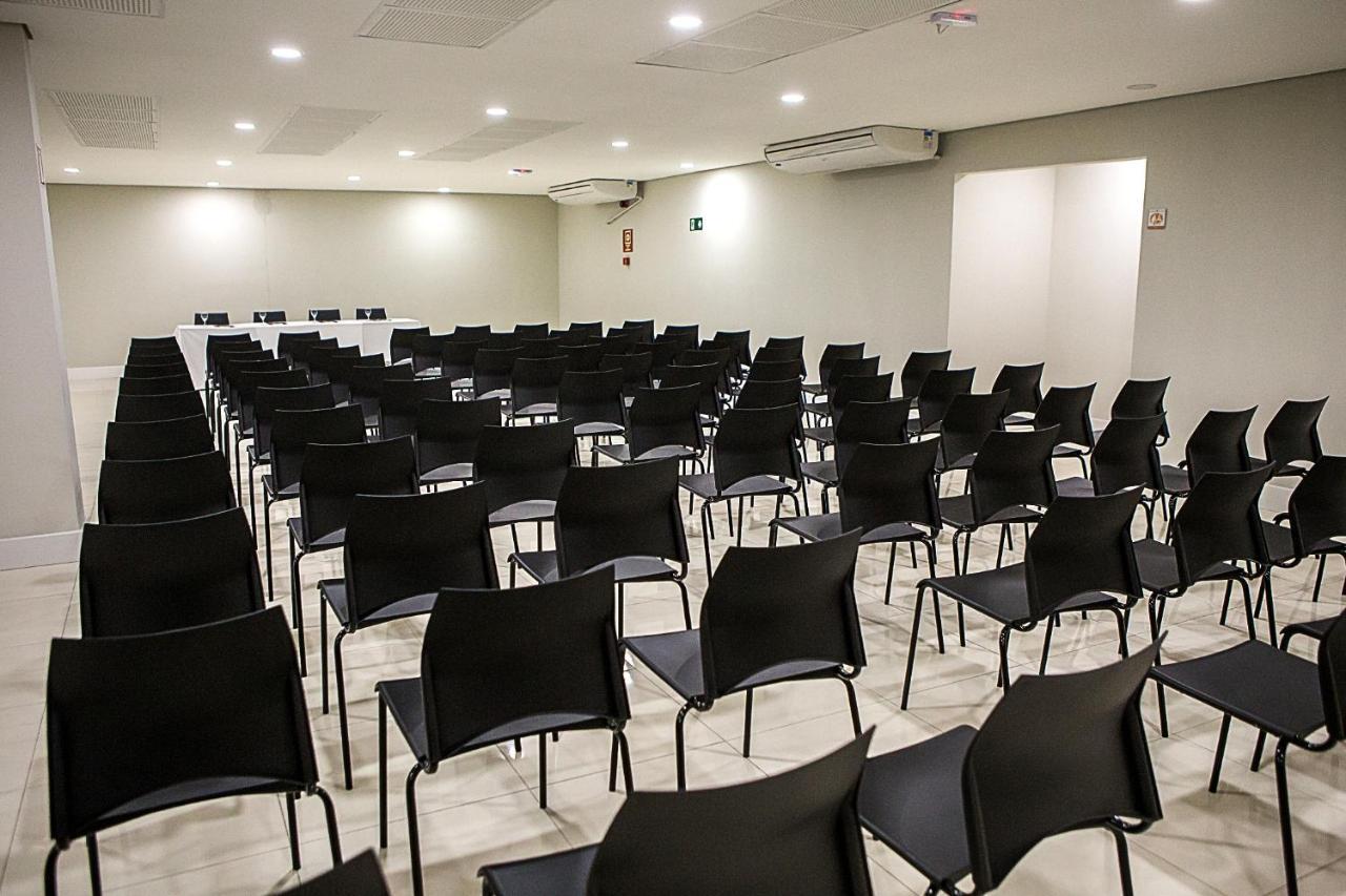 Bristol Easy Uba Hotel ภายนอก รูปภาพ