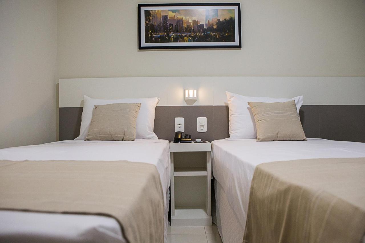 Bristol Easy Uba Hotel ภายนอก รูปภาพ