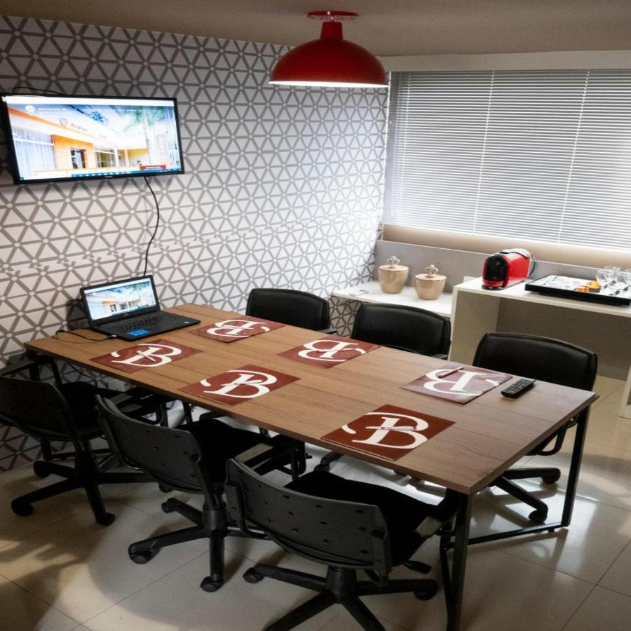 Bristol Easy Uba Hotel ภายนอก รูปภาพ